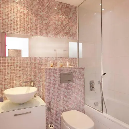 Hotel Color Design 3*