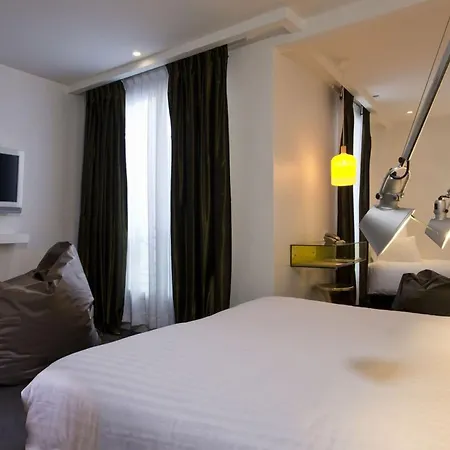 Hotel Color Design 3*