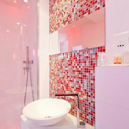 Hotel Color Design 3*