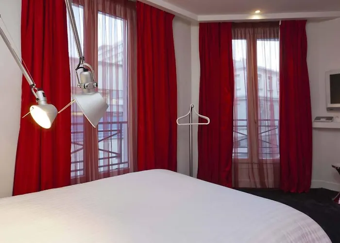 Color Design Hotel Parigi