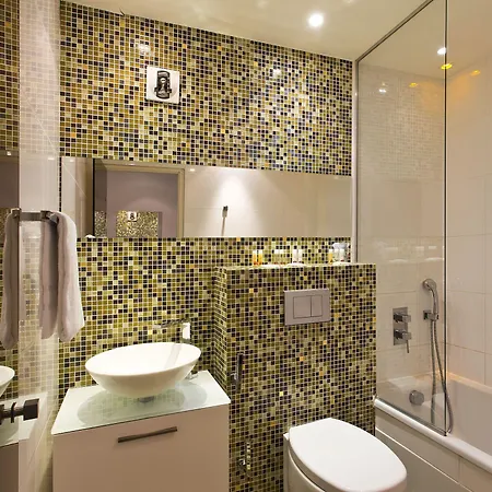 Color Design 3* Paris