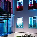 Hotel Color Design 3*