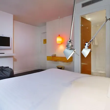 Hotel Color Design 3*