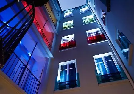 Color Design 3* Paris